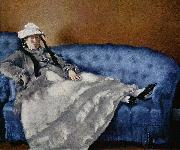 Edouard Manet Portrat der Frau Manet auf blauem Sofa oil painting